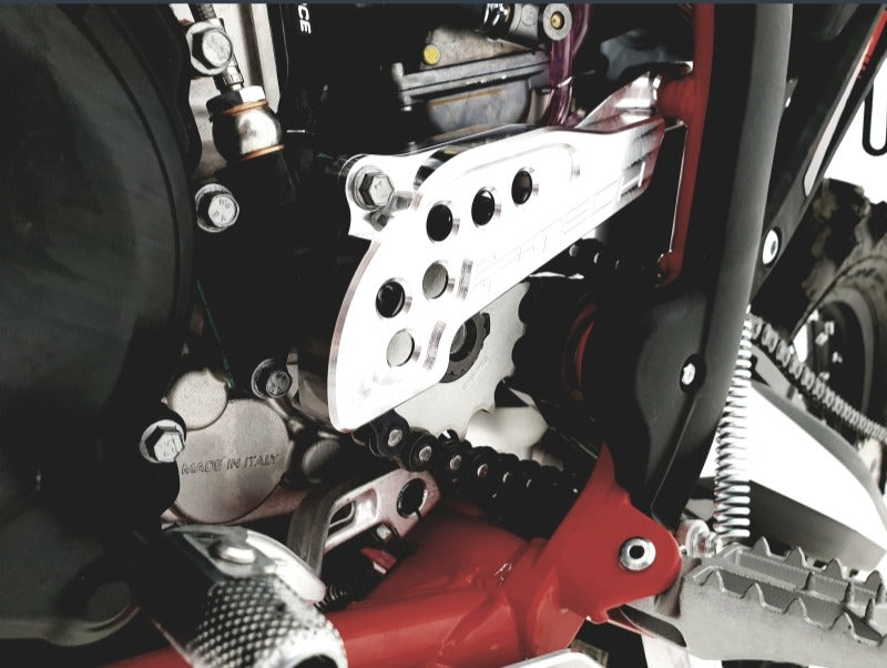 PTech 2020-2023 Beta clutch slave cylinder protection 2T SPK006 image 2